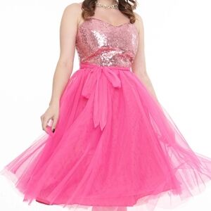 Barbie Day To Night Sequin and Tulle Dress Bundle